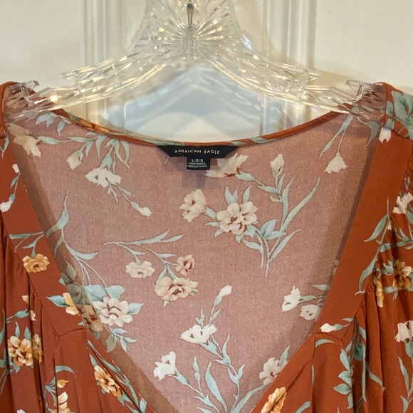 American Eagle Floral Boho Tie Front Babydoll Top Burnt Orange Keyhole - Size L - Picture 2 of 4